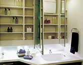 Brillia Tower 品川シーサイド　洗面室鏡裏収納