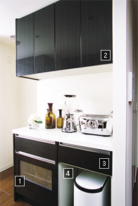 Brillia ガーデン池袋 　カウンター付カップボード