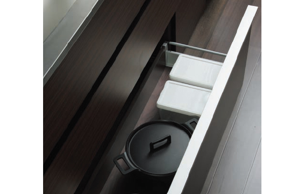 Brillia 成増 Urban Terrace　Kitchen　キッチン　スライド収納