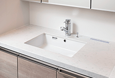 Brillia 上野 Place Bath Room&Powder Room 浴室・洗面 センターボウル&三面鏡裏収納