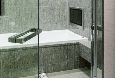 白金ザ・スカイ　BATH ROOM　ガラス扉