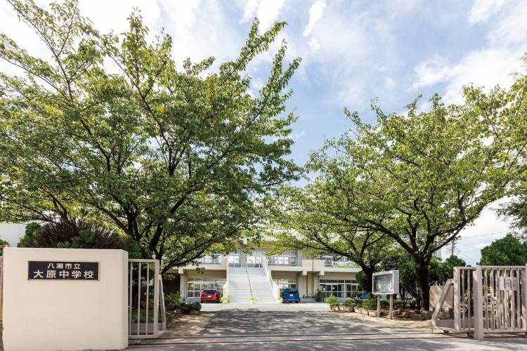 Brillia 八潮　Location　生活便　教育機関