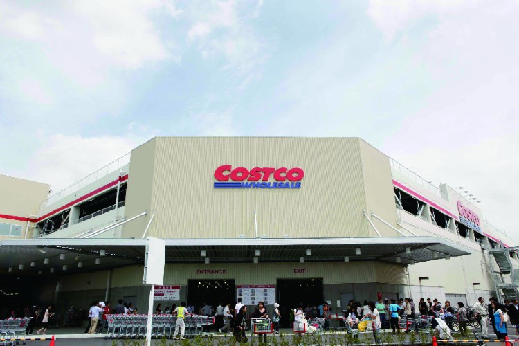 Brillia 八潮　大規模ショッピング施設