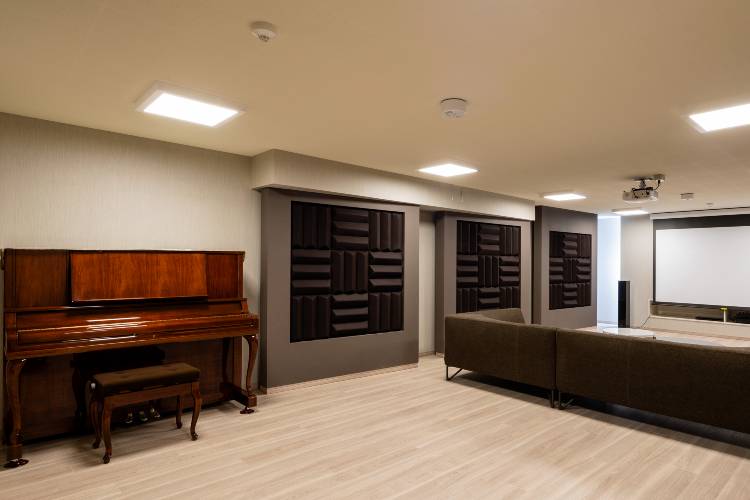 Brillia City 西早稲田　マルチスタジオ