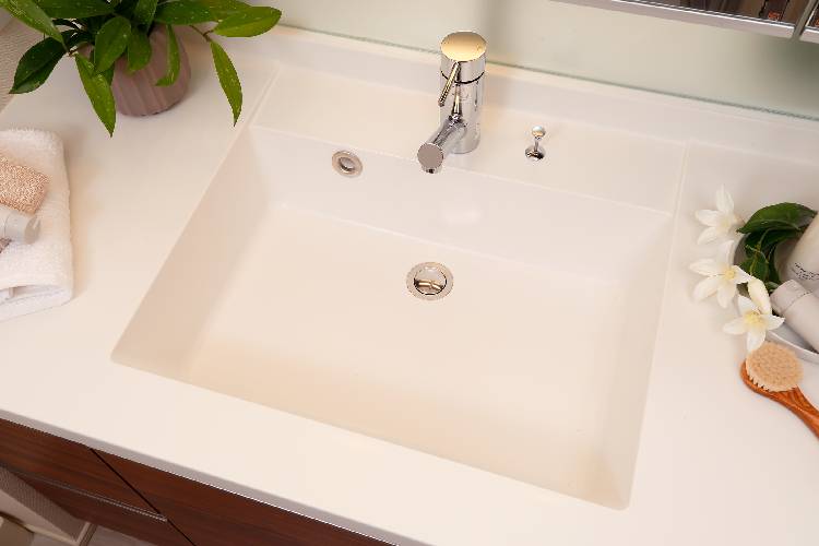 Brillia 旗の台　Powder Room　洗面・トイレ　天板一体型スクエアボウル