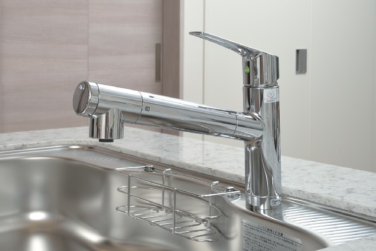 Brillia 横濱山手　Kitchen　キッチン　浄水器一体型混合水栓