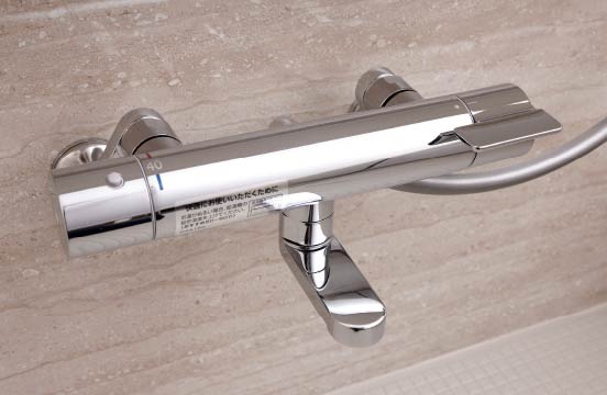 Brillia 四谷三丁目　Bathroom　浴室　サーモスタット混合水栓