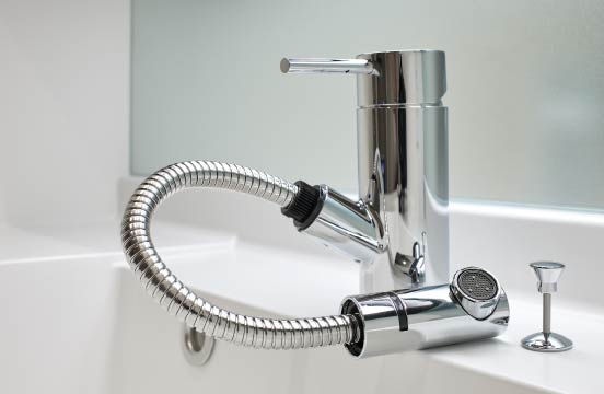 Brillia 四谷三丁目　Powder Room & Toilet　洗面・トイレ　シングルレバー混合水栓