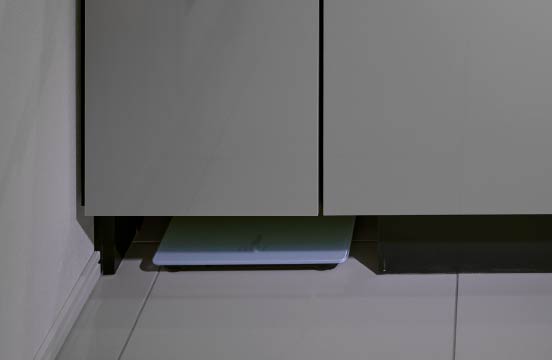 Brillia 四谷三丁目　Powder Room & Toilet　洗面・トイレ　ヘルスメータースペース