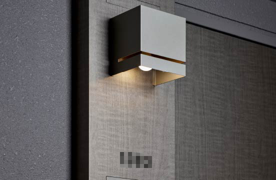 Brillia 四谷三丁目　Entrance　エントランス　玄関灯