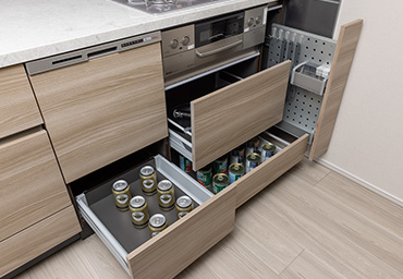 Brillia Tower 浜離宮　Kitchen　キッチン　スライド式キッチン収納