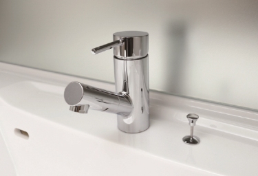 Brillia Tower 有明 MID CROSS　Powder Room & Lavatory　引き出し式シングルレバー混合水栓