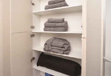 Brillia Tower 有明 MID CROSS　リネン庫