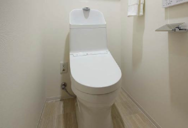 Brillia 大島 Parkside　Powder Room　洗面・トイレ　家計に優しい節水トイレ