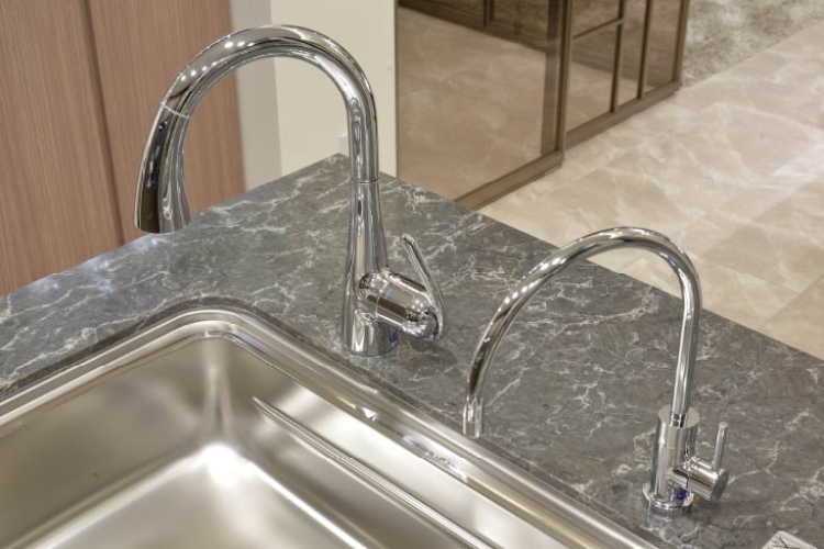 Brillia 目黒大橋 Kitchen キッチン 独立水栓・独立浄水器