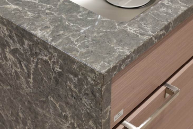 Brillia 目黒大橋　Kitchen　キッチン　天板サイド貼り下ろし