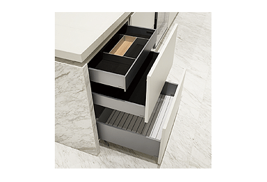 Brillia Tower 堂島　Kitchen　キッチン　ソフトクローズ機能付きスライド収納