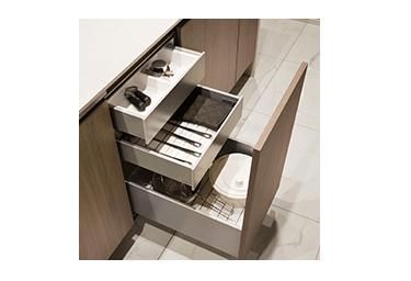 Brillia Tower 堂島　Ktichen　キッチン　ソフトクローズ機能付きスライド収納