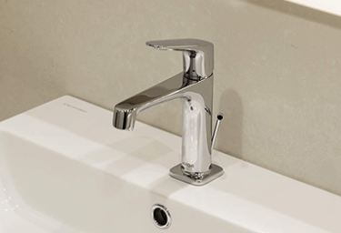 Brillia Tower 堂島　Dressing Room & Toilet　洗面室＆トイレ　混合水栓