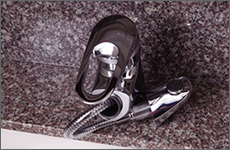 Brillia 新宿余丁町 　Powder Room　浴室・洗面・トイレ　伸縮機能付洗面水栓