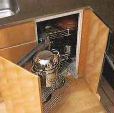 Brillia 六義園 　L型コーナーラック