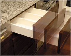 Brillia 大和郷　Kitchen　キッチン　ソフトクロージング機能