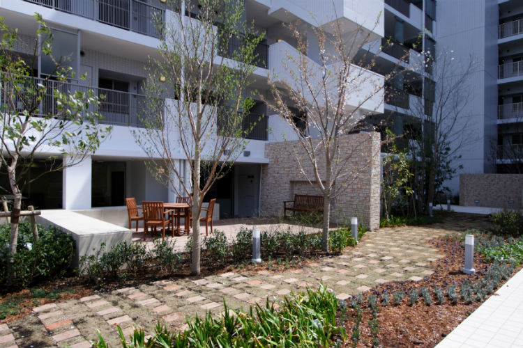 Brillia 品川中延 　プライベートガーデン