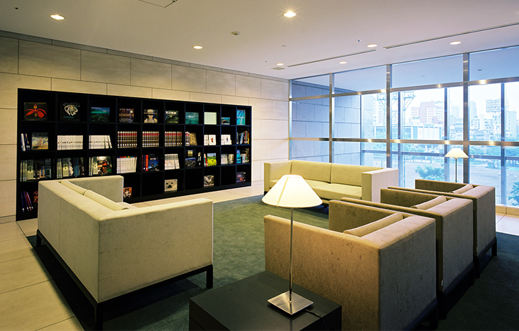 Brillia Tower TOKYO　ライブラリーラウンジ