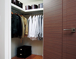 Brillia 駒込染井　Storage　収納　ウォークインクロゼット