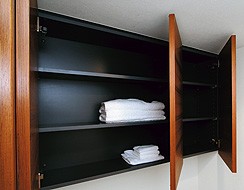 Brillia 駒込染井　Storage　収納　トイレ吊り戸棚