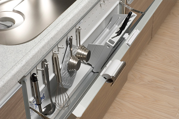 Brillia 大島小松川公園　キッチンドアポケット