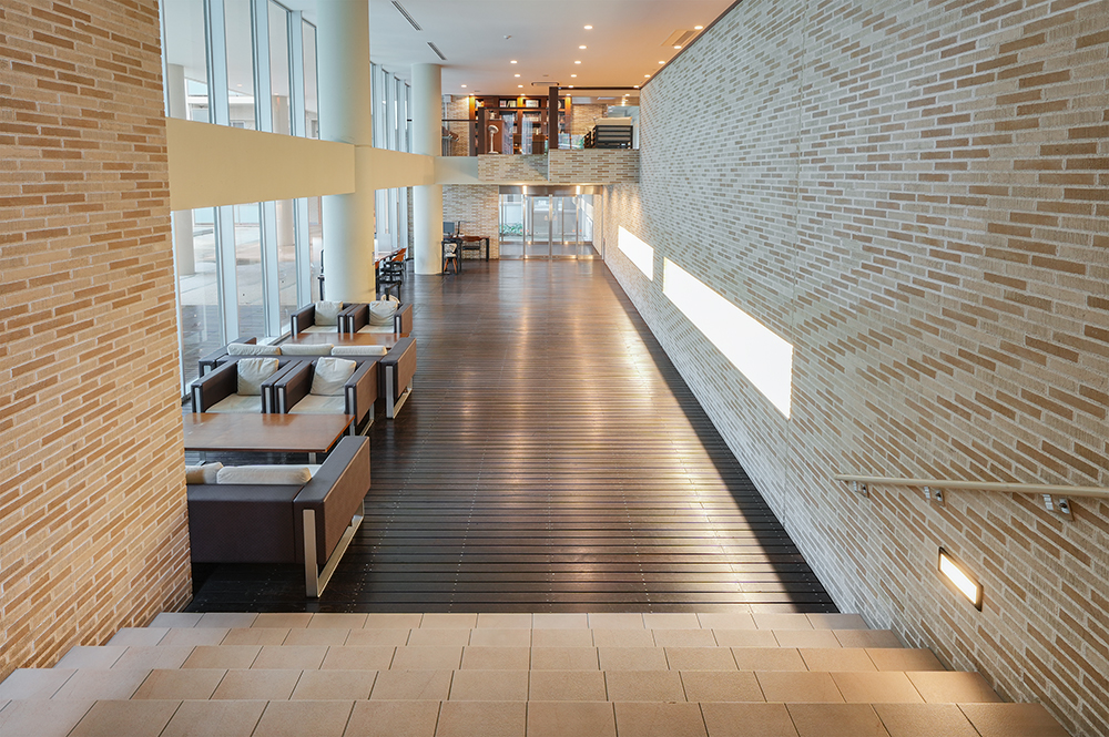 Brillia 多摩センター 　ラウンジ