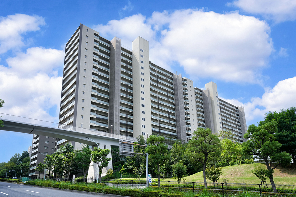 Brillia 多摩センター 　外観