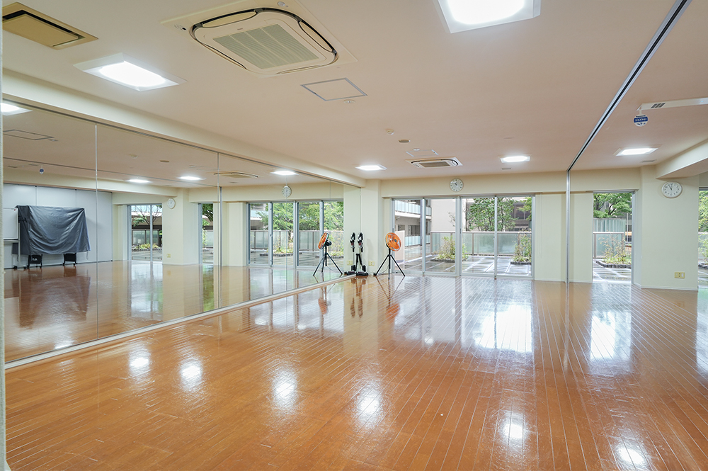 Brillia 多摩センター 　エクササイズスタジオ