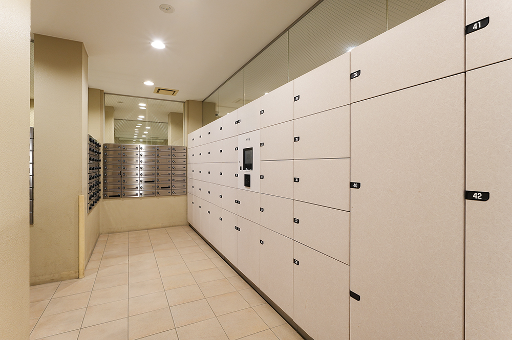 Brillia 多摩センター 　宅配ボックス