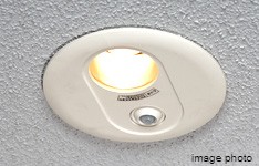 Brillia 草加　Comfortable　快適性　アルコーブの人感センサー