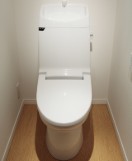 Brillia L-Sio萩山　Sanitary　水周り　洗浄機能付き暖房便座