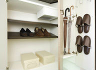 Brillia 西千葉　Amenity　アメニティ　トールタイプの下足入