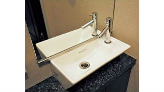 Brillia 巣鴨　手洗いカウンター