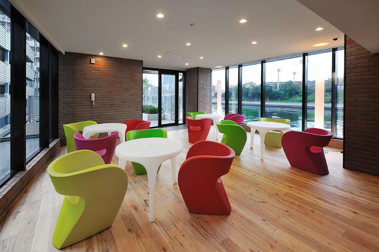 Brillia 辰巳 CANAL TERRACE　キャナルクラブハウス