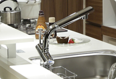 Brillia 辰巳 CANAL TERRACE　Kitchen　キッチン　浄水器一体型シャワー水栓