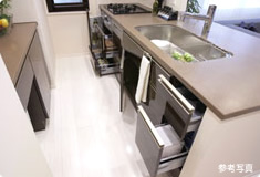 Brillia 辰巳 CANAL TERRACE　Kitchen　キッチン　キッチン収納スペース