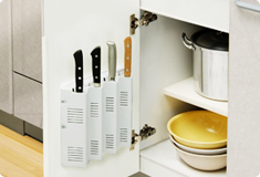 Brillia 辰巳 CANAL TERRACE　Kitchen　キッチン　チャイルドロック付き包丁差し