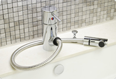 Brillia 辰巳 CANAL TERRACE　Bath Room　浴室・洗面・トイレ　ヘッド引出し混合水栓