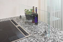 Brillia 武蔵小杉 　Kitchen　キッチン　ガラス製ディバイザー