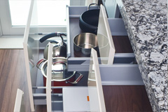 Brillia 武蔵小杉 　Kitchen　キッチン　スライド収納