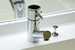 Brillia 日本橋人形町 　Sanitary　水回り　ヘッド引出し混合水栓