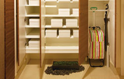 Brillia 越谷レイクタウン 　下足入