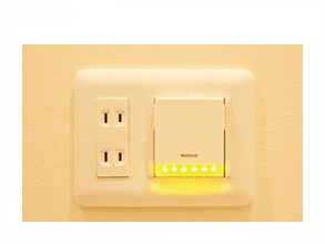 Brillia 越谷レイクタウン 　フットライト