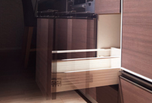 Brillia センター南　Kitchen　キッチン　ブルモーション引出し